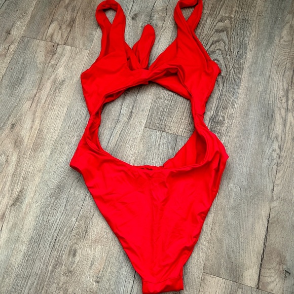 SHEIN red cut out front tie one piece size S - Picture 6 of 6